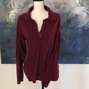 Eddie Bauer light v neck sweater maroon color